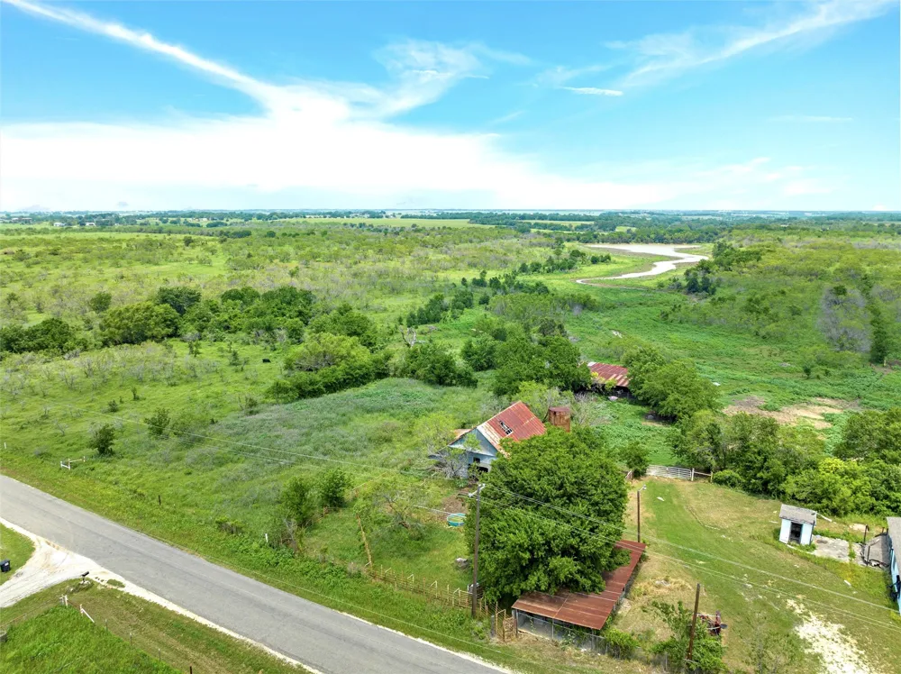 537 Tower Drive Moody, TX 76557