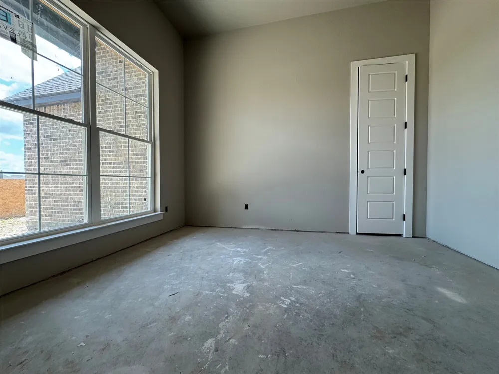 144 Chapowits Godley, TX 76044