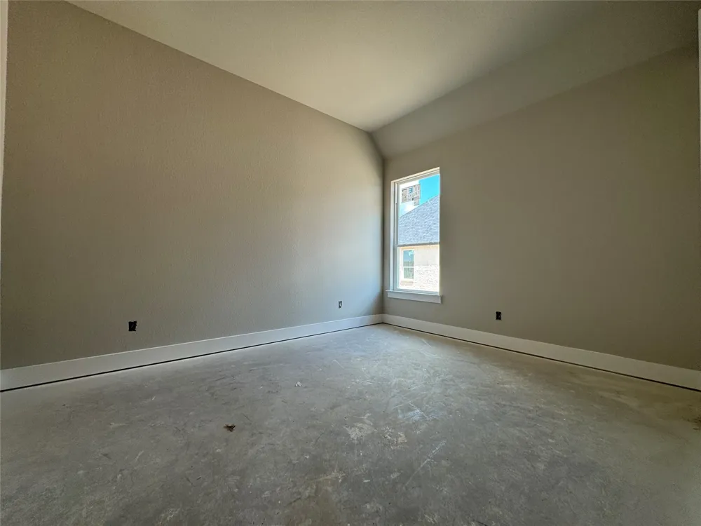 144 Chapowits Godley, TX 76044