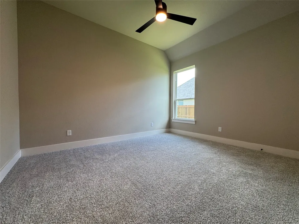 144 Chapowits Godley, TX 76044