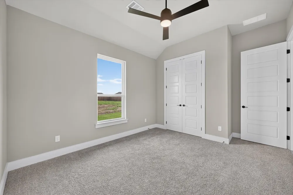 144 Chapowits Godley, TX 76044