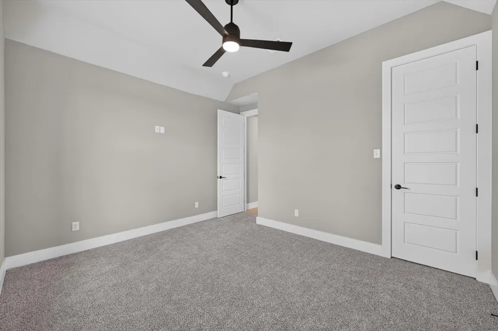 144 Chapowits Godley, TX 76044