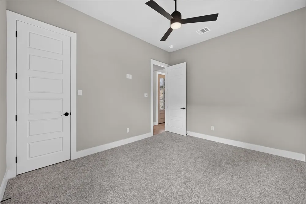144 Chapowits Godley, TX 76044
