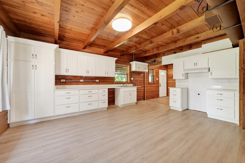 858 County Road 1006 Celeste, TX 75423