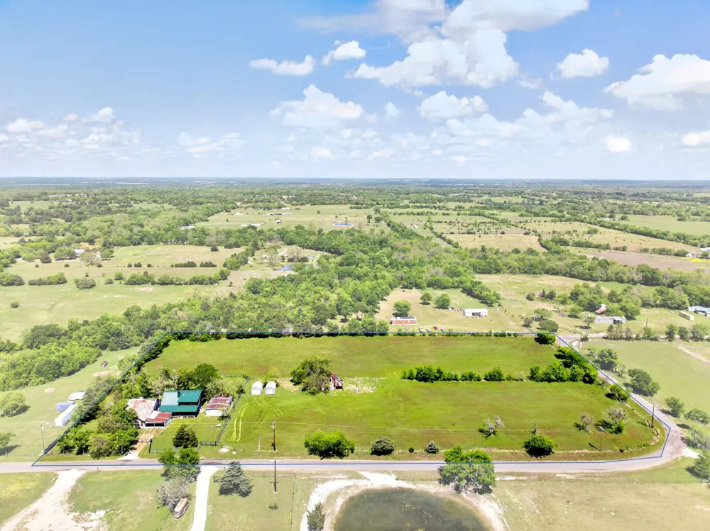 858 County Road 1006 Celeste, TX 75423