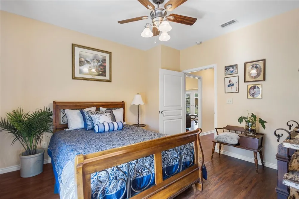 4789 Sunrise Drive Chandler, TX 75758