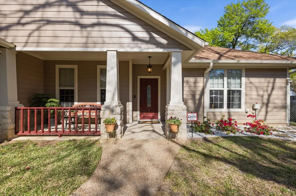 4789 Sunrise Drive Chandler, TX 75758