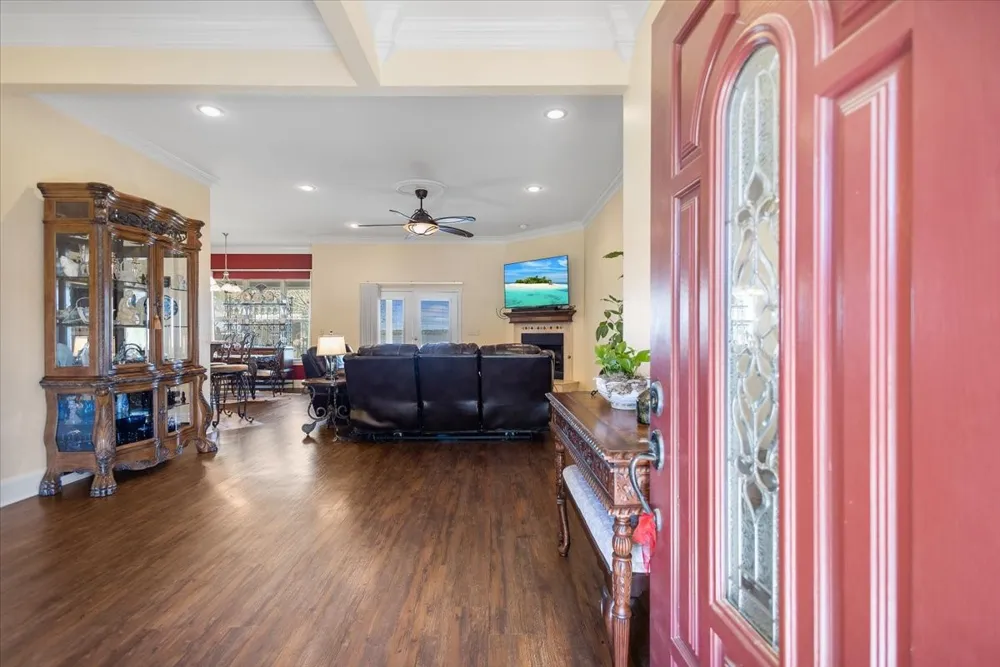 4789 Sunrise Drive Chandler, TX 75758