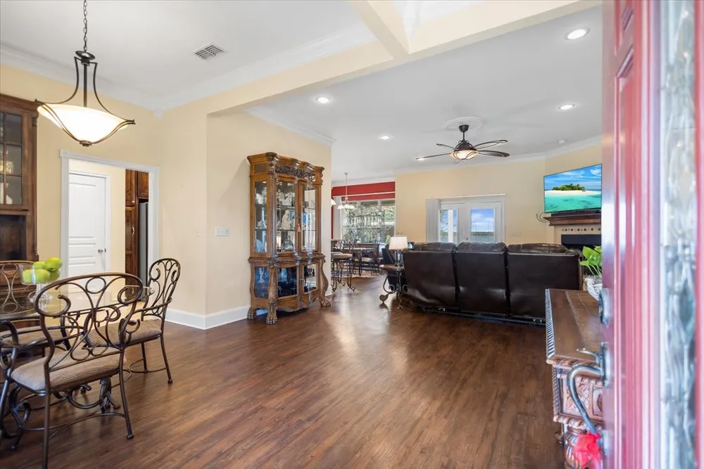 4789 Sunrise Drive Chandler, TX 75758