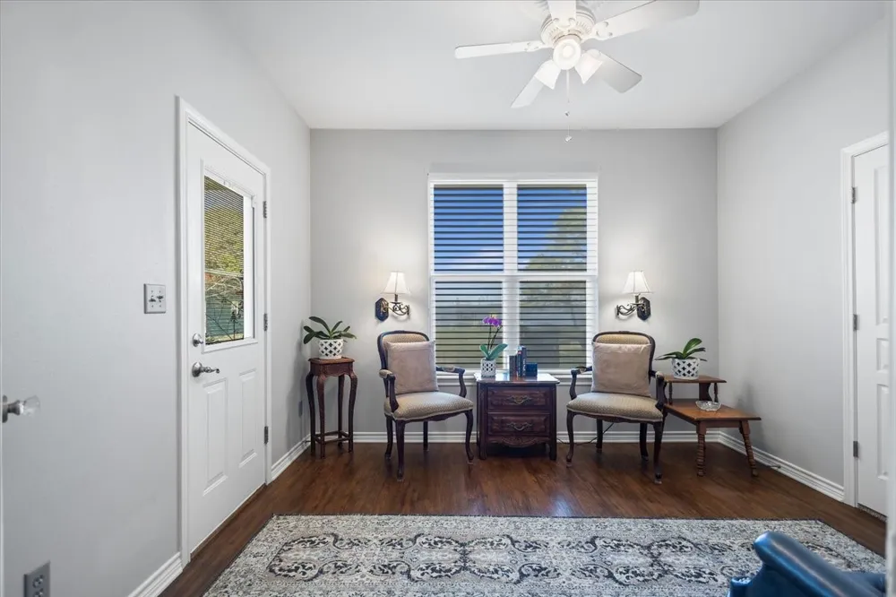 4789 Sunrise Drive Chandler, TX 75758