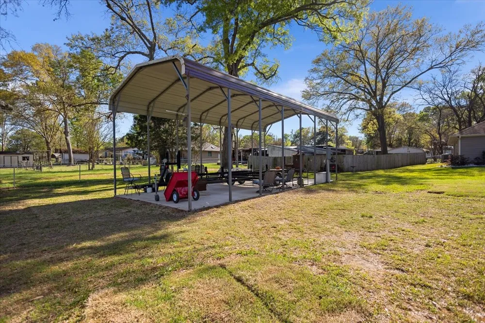 4789 Sunrise Drive Chandler, TX 75758