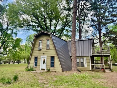 1030 Lakeside Drive