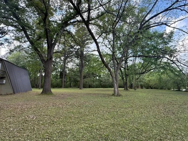 1030 Lakeside Drive Fort Towson, OK 75735
