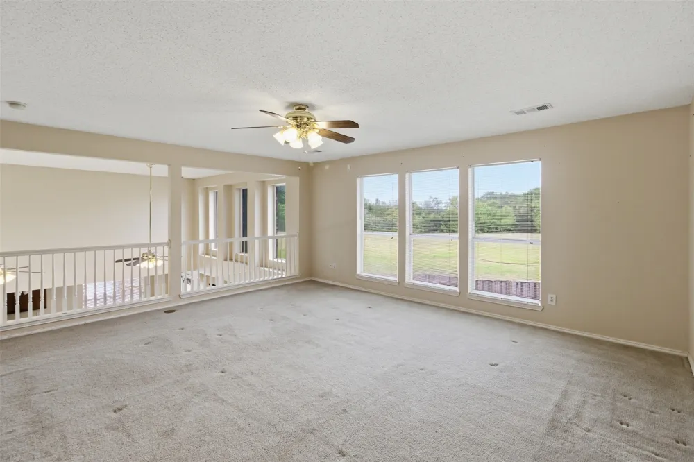 531 Pecan Leaf Drive Lancaster, TX 75146