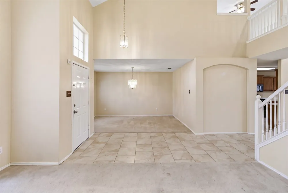 531 Pecan Leaf Drive Lancaster, TX 75146