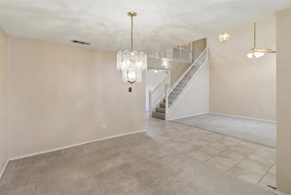 531 Pecan Leaf Drive Lancaster, TX 75146