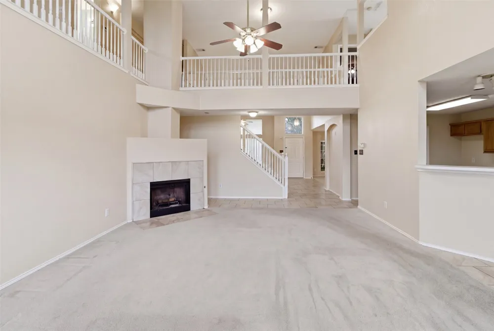 531 Pecan Leaf Drive Lancaster, TX 75146