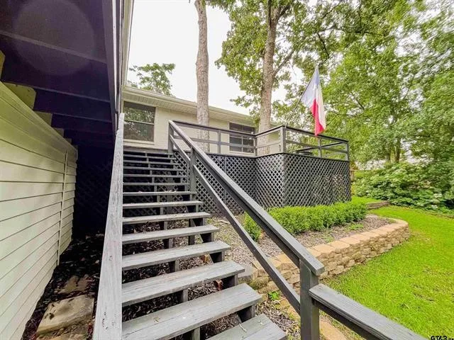 120 E Fairway Drive Hideaway, TX 75771