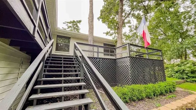 120 E Fairway Drive Hideaway, TX 75771