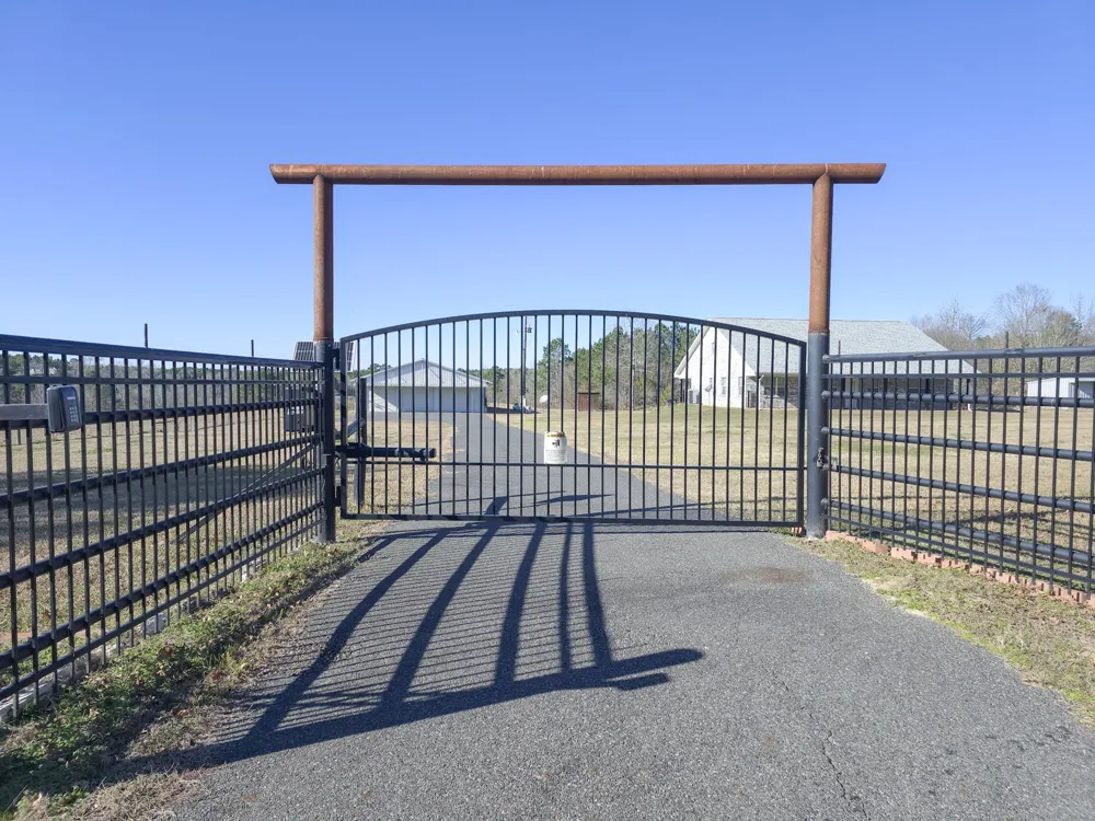 1394 Fm 3343 Joaquin, TX 75954