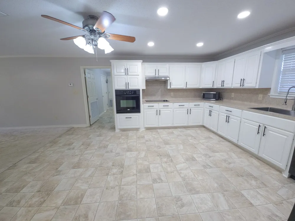 1394 Fm 3343 Joaquin, TX 75954