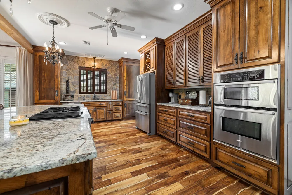 742 Private  Road 7219 Jefferson, TX 75657