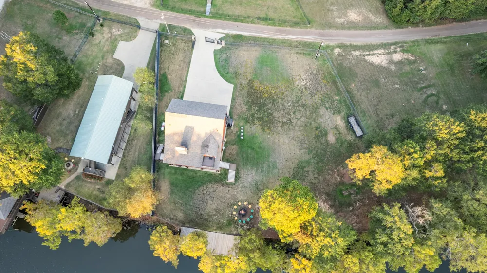 742 Private  Road 7219 Jefferson, TX 75657
