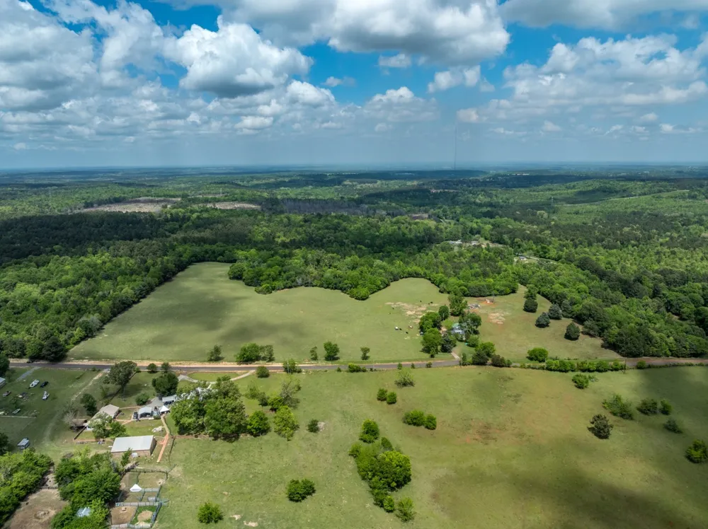 1695 County Road 3408 Jacksonville, TX 75766
