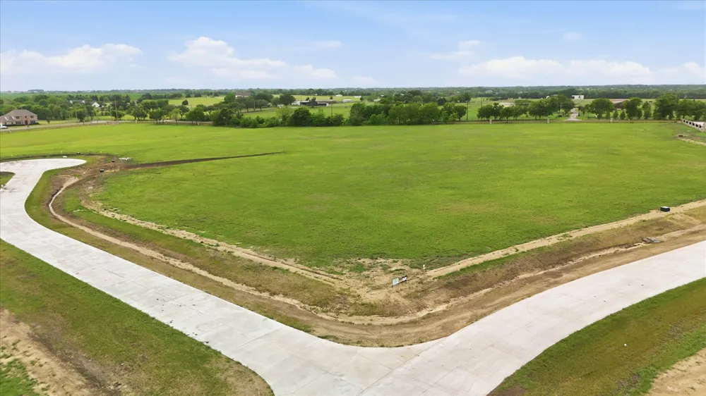 Bynum Springs Oak Leaf, TX 75154