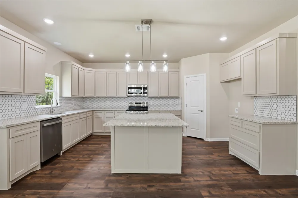 3116 County Road 310 Cleburne, TX 76031
