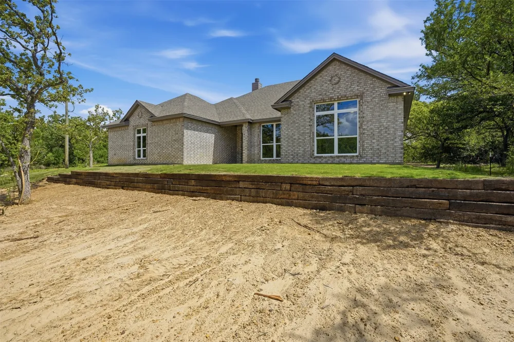 3116 County Road 310 Cleburne, TX 76031
