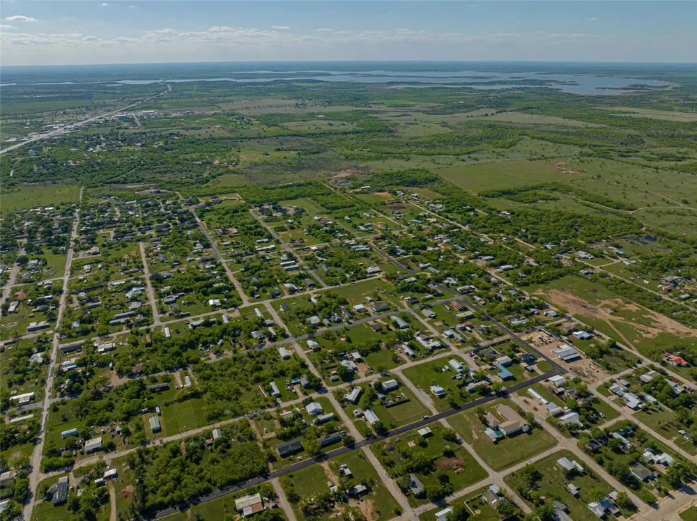 701 Shelton Street Breckenridge, TX 76424