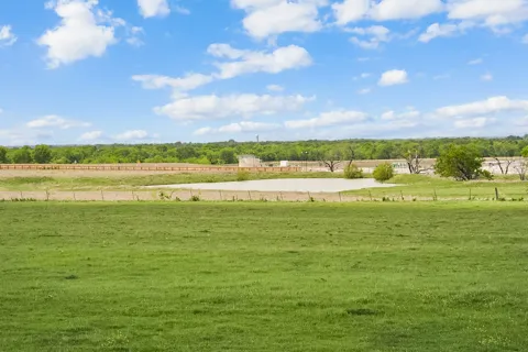 7604 county road 136
