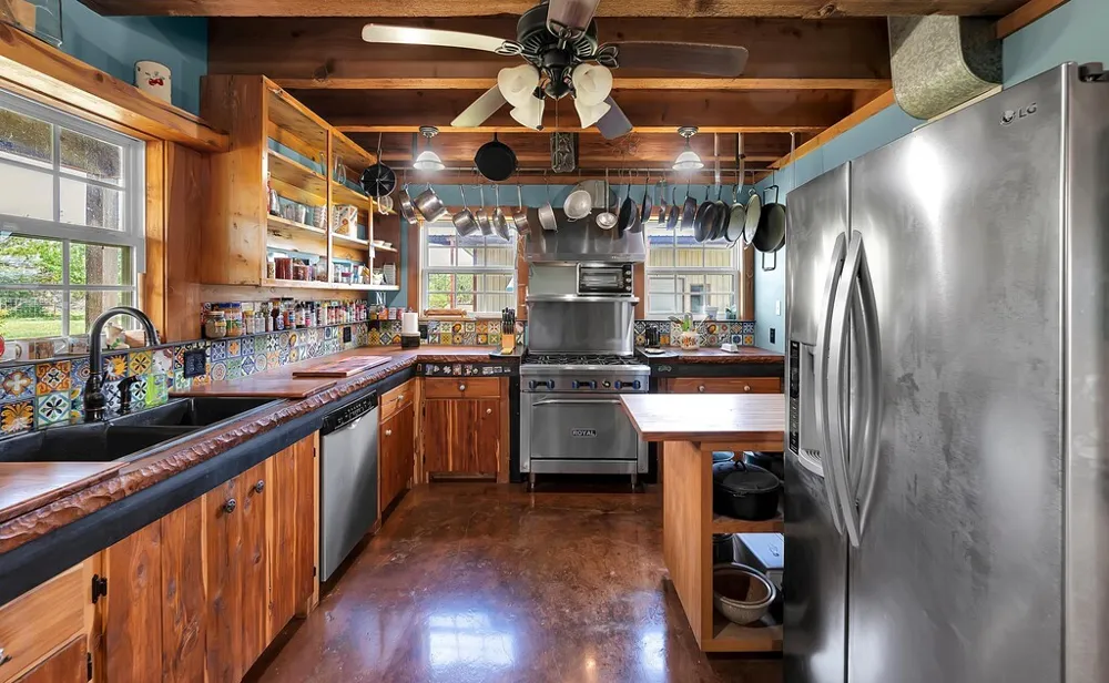 120 Private Road 2123 Meridian, TX 76665