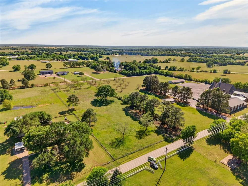 E. Will White Rd. Tool, TX 75143