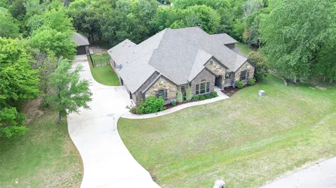 5001 Oak Mill Drive