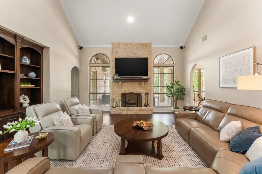 1215 PR 5980 Yantis, TX 75497