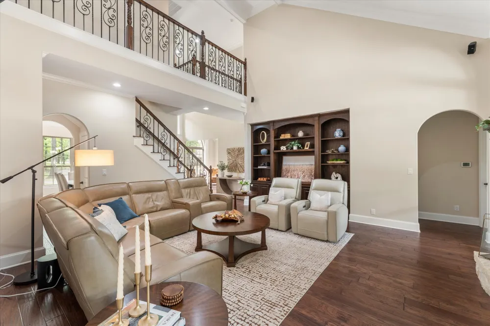 1215 PR 5980 Yantis, TX 75497