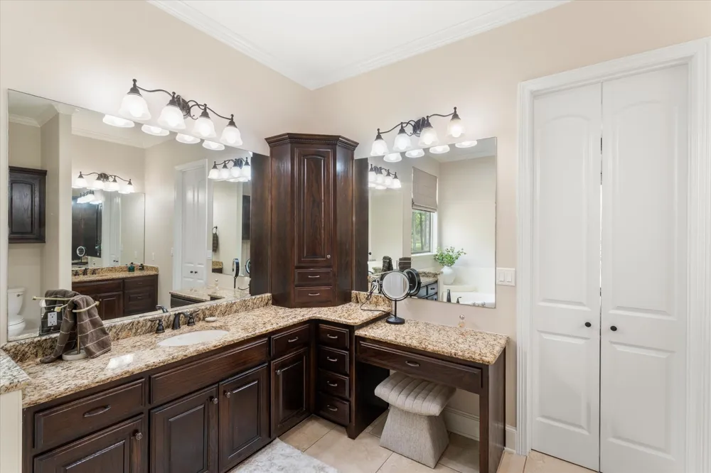 1215 PR 5980 Yantis, TX 75497