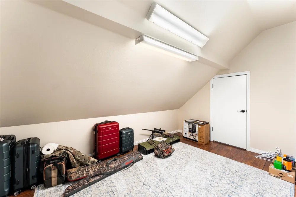 1215 PR 5980 Yantis, TX 75497