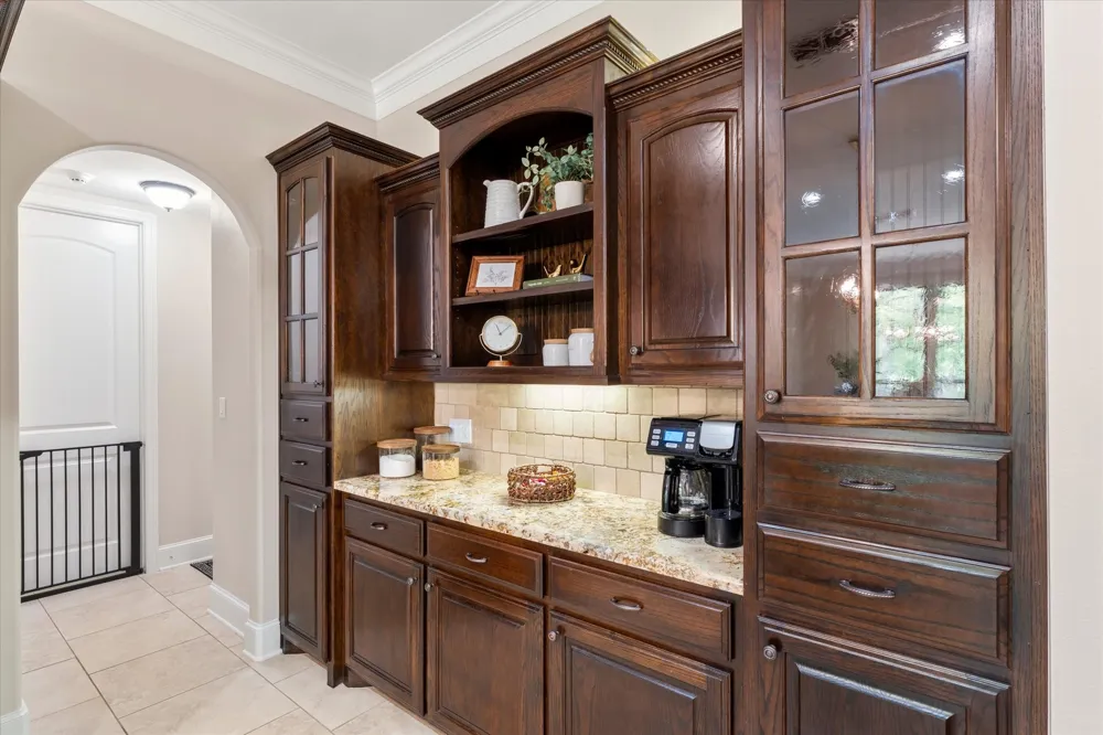1215 PR 5980 Yantis, TX 75497