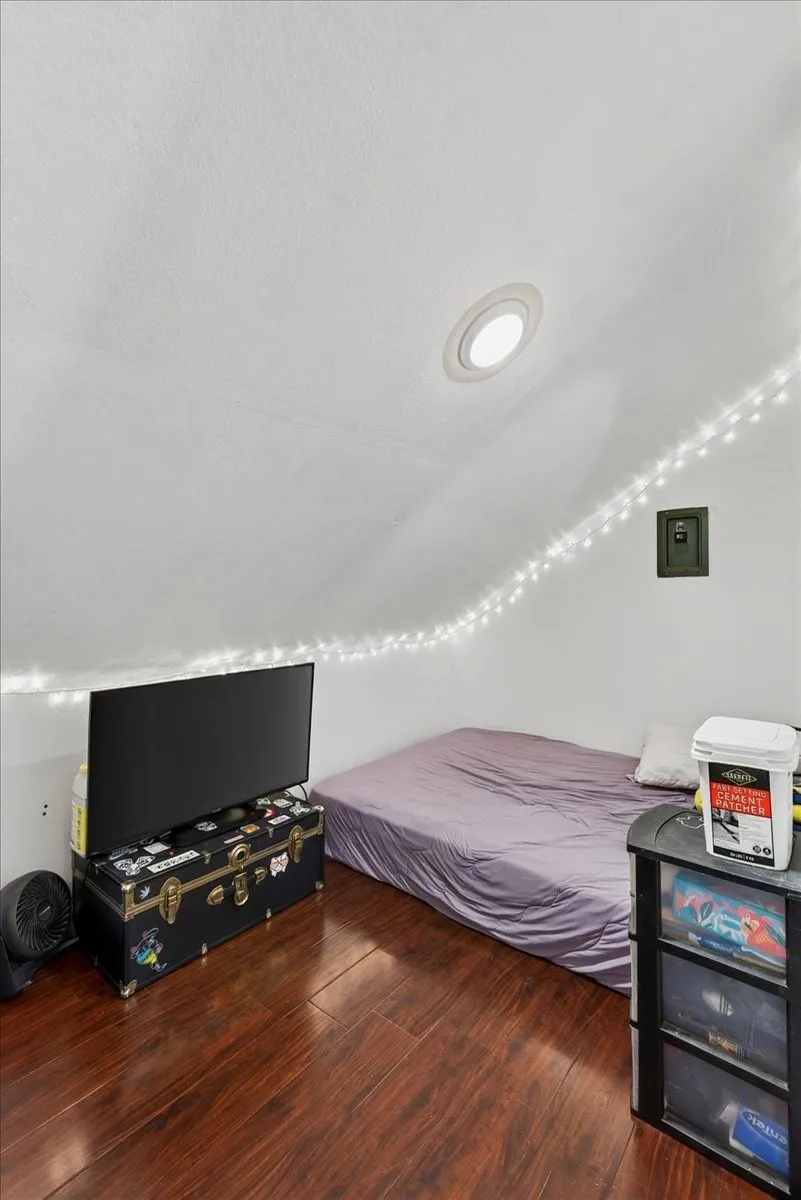 1529 Oak Shore Drive Tool, TX 75143