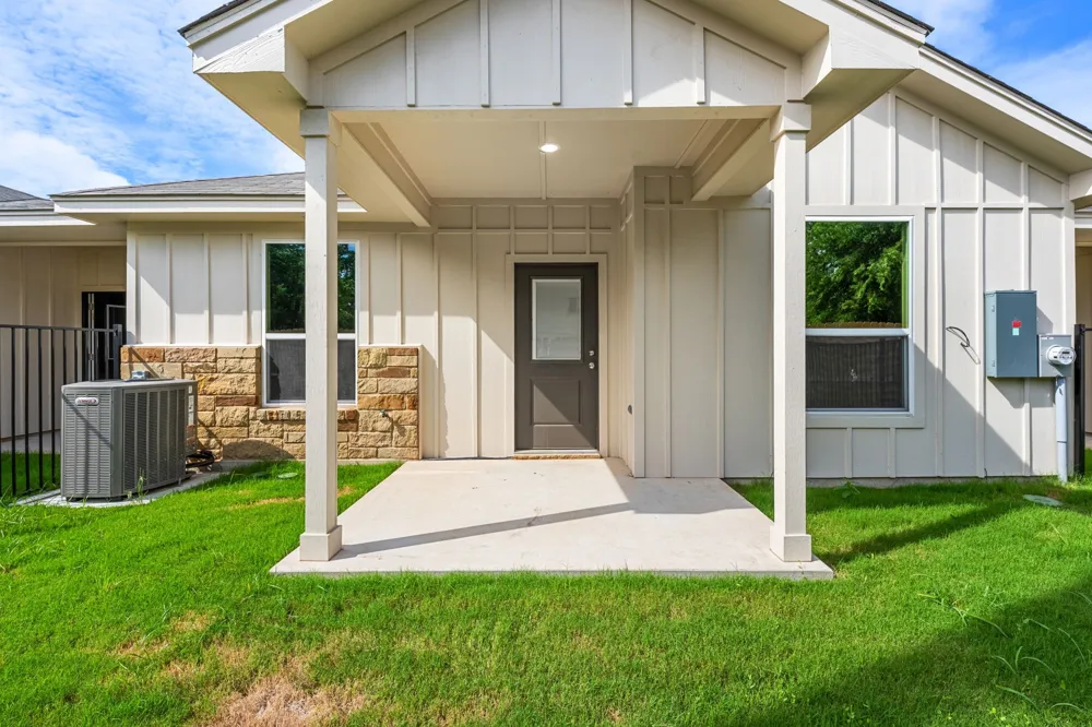 408 W Avenue C Copperas Cove, TX 76522