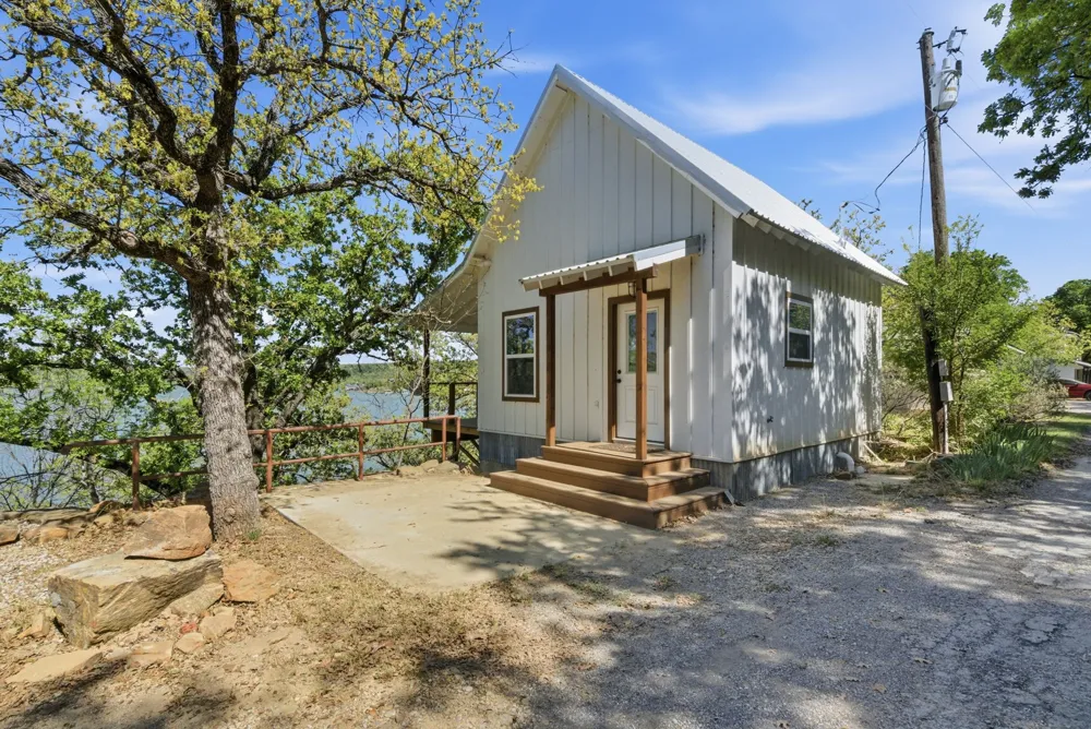 330 Chism Trail Gordon, TX 76453