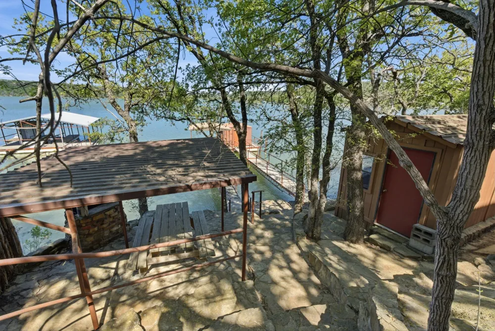 330 Chism Trail Gordon, TX 76453