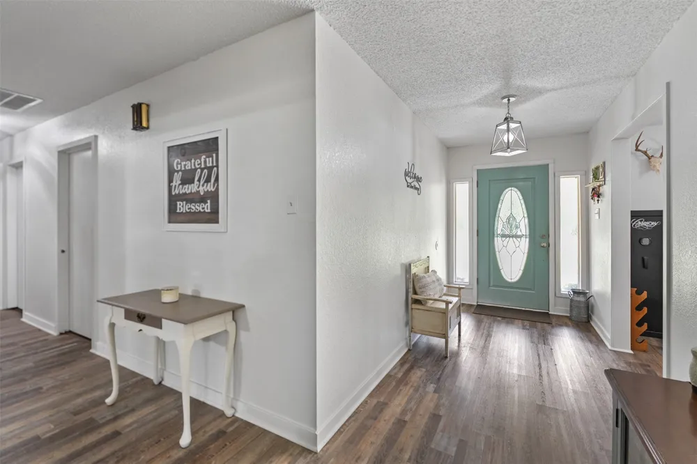 231 Cedarwood Drive Enchanted Oaks, TX 75156