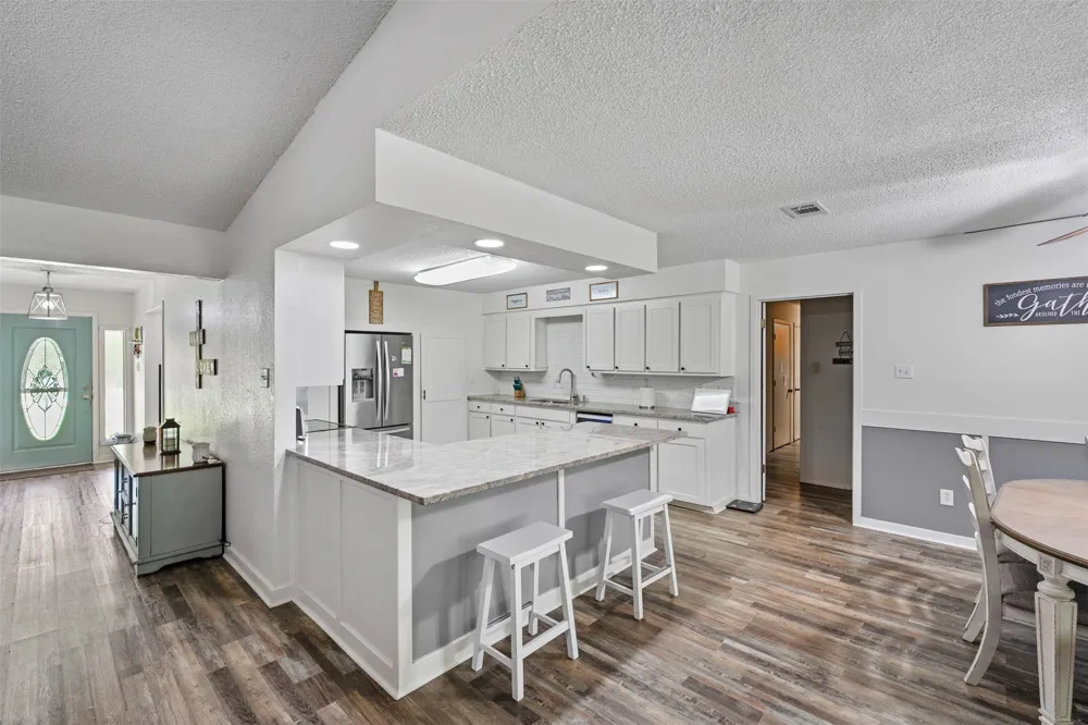 231 Cedarwood Drive Enchanted Oaks, TX 75156