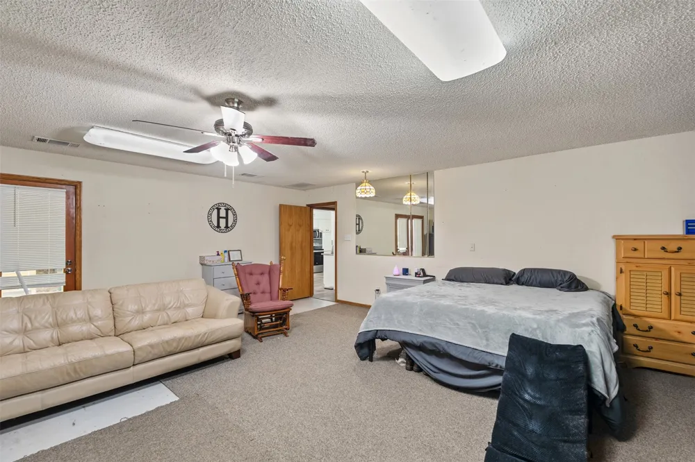 231 Cedarwood Drive Enchanted Oaks, TX 75156