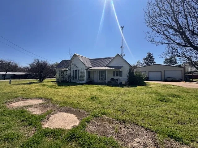 8208 Pearl Lillian, TX 76061