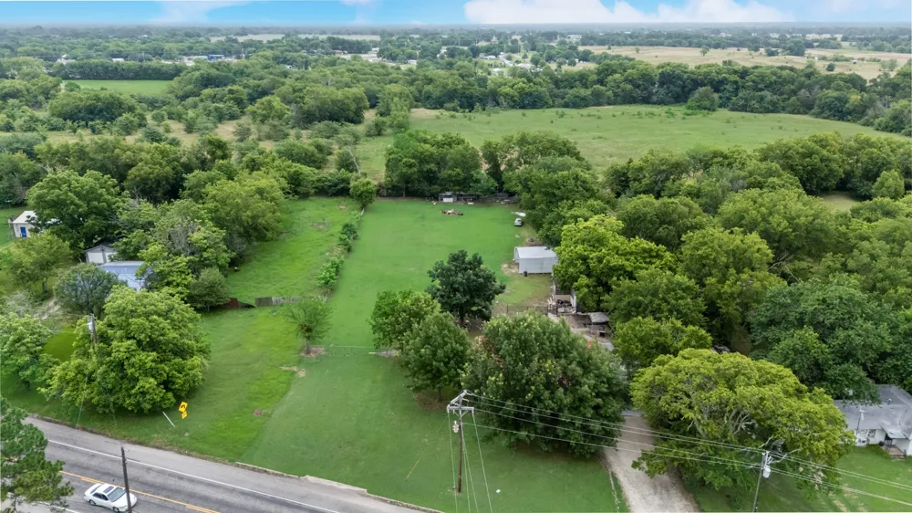 571 S 1st Street Point, TX 75472